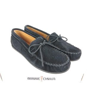 NEW Minnetonka Men's Classic Moc Loafers 7.5M